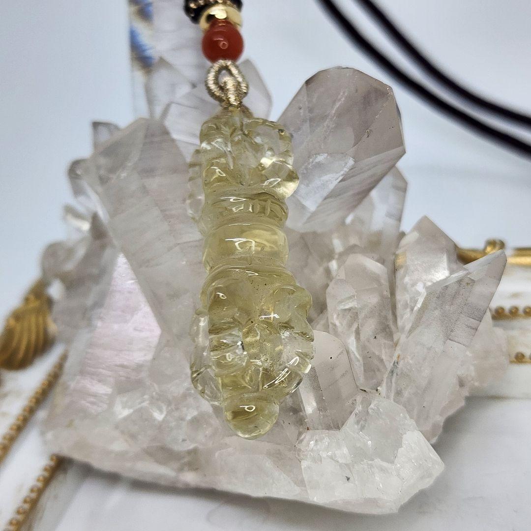天然シトリン雕刻 金剛杵ヴァジュラ ペンダント 長さ調整可能 金運魔除けお守り