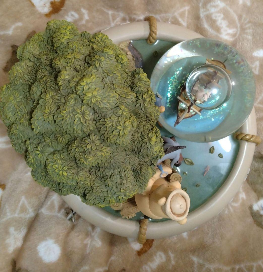 ディズニー クラシックプー 大型スノードーム オルゴール付き