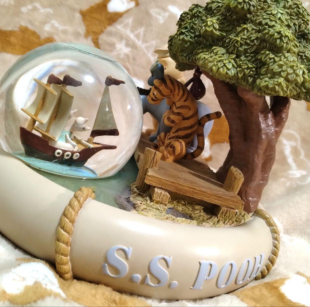 ディズニー クラシックプー 大型スノードーム オルゴール付き