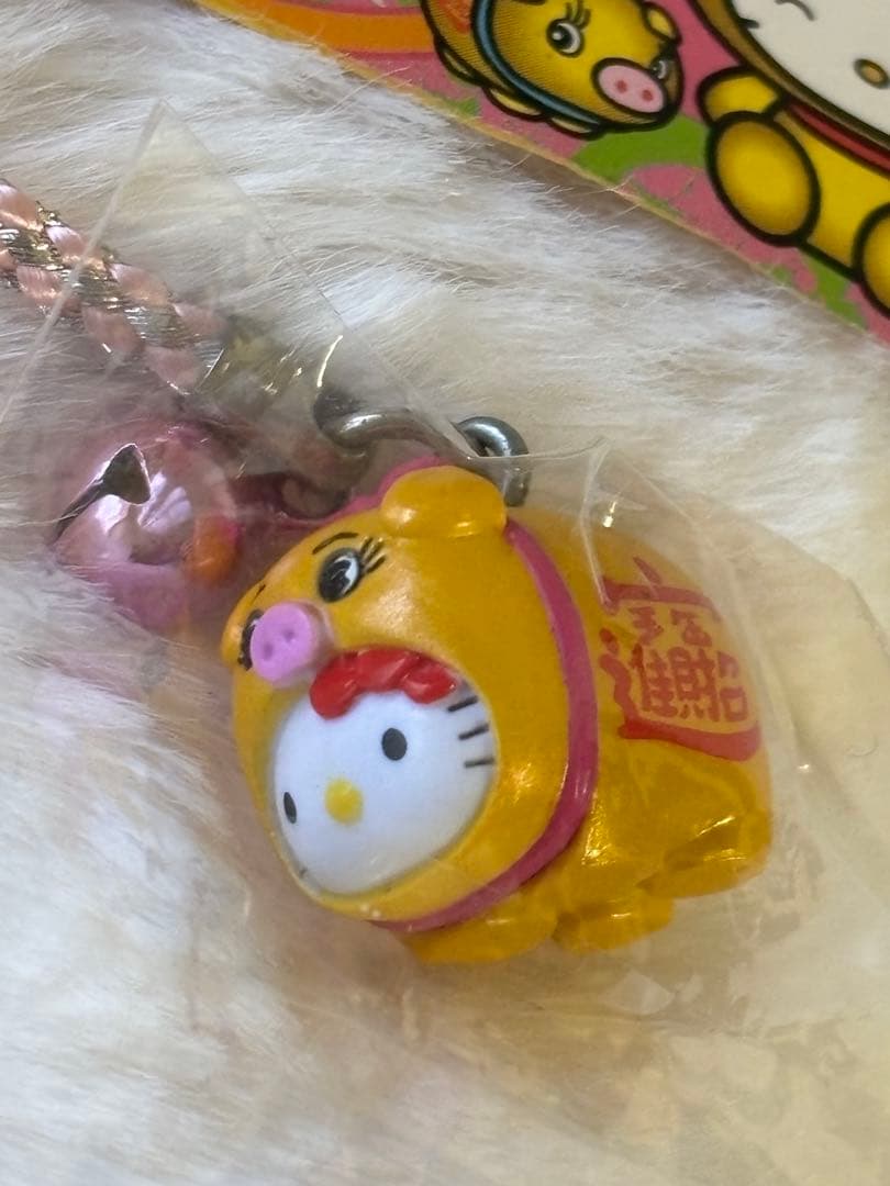 匿名配送】ご当地キティ 開運招福 横浜限定 金豚バージョン 中華街 豚