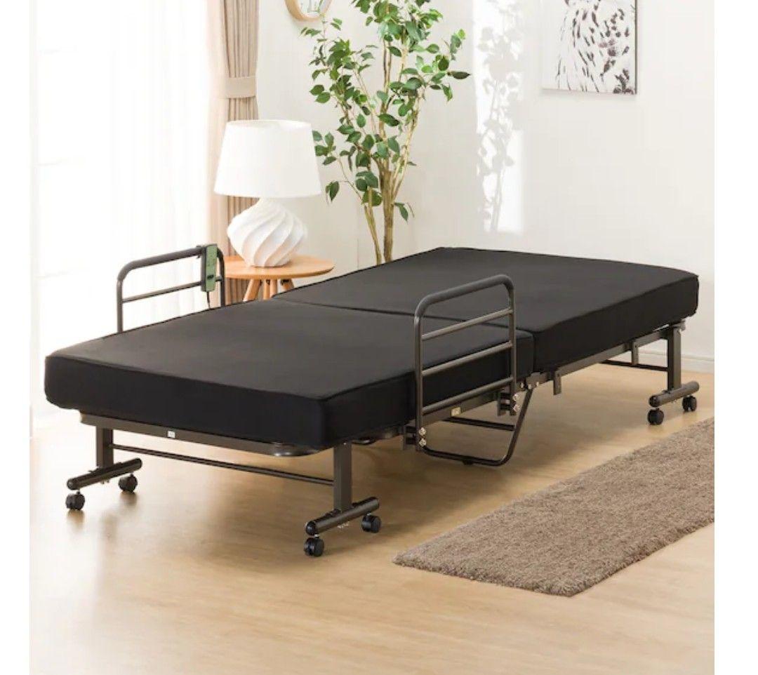 美品　ニトリ折りたたみ電動ベッドガード付き　セレサ