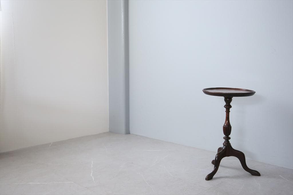 英国アンティーク木製ワインテーブル/サイドテーブル/丸机/飾り棚(91-128)