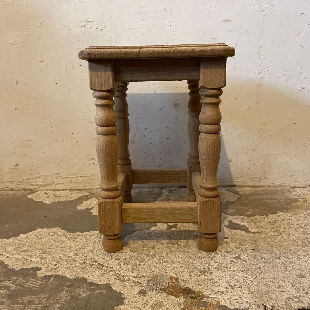 年末・年始SALE ビンテージ　サイドテーブル ベッドサイドテーブル　小　剥離