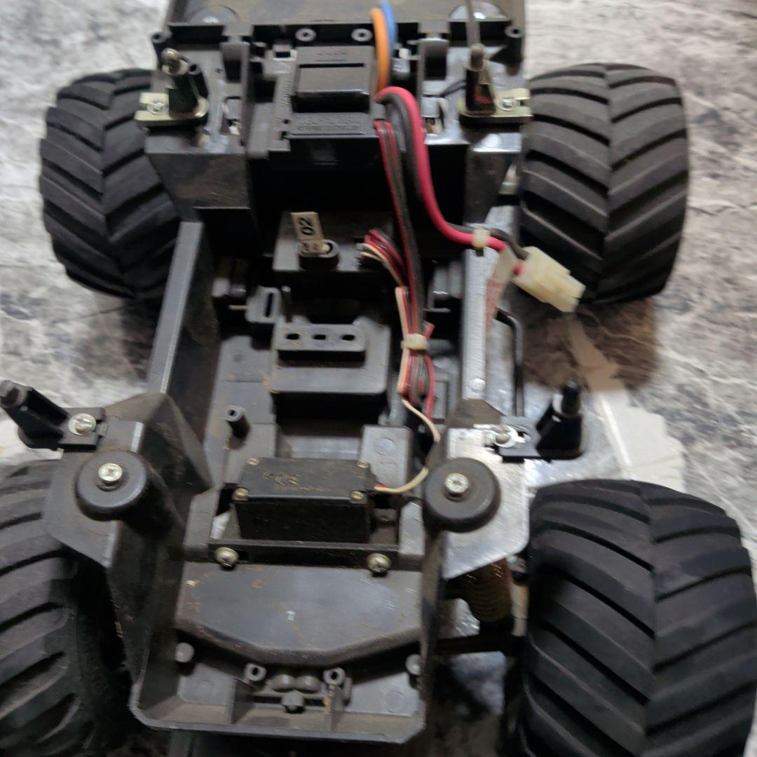 TAMIYAモンスタートラック 7.2vラジコン、スピードかなり早いです。