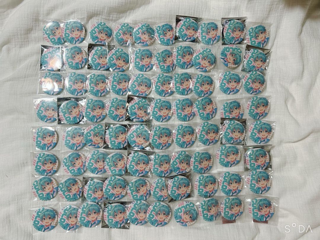 ころんくん 缶バ にゅーいやー2021 ×80 痛バ 用