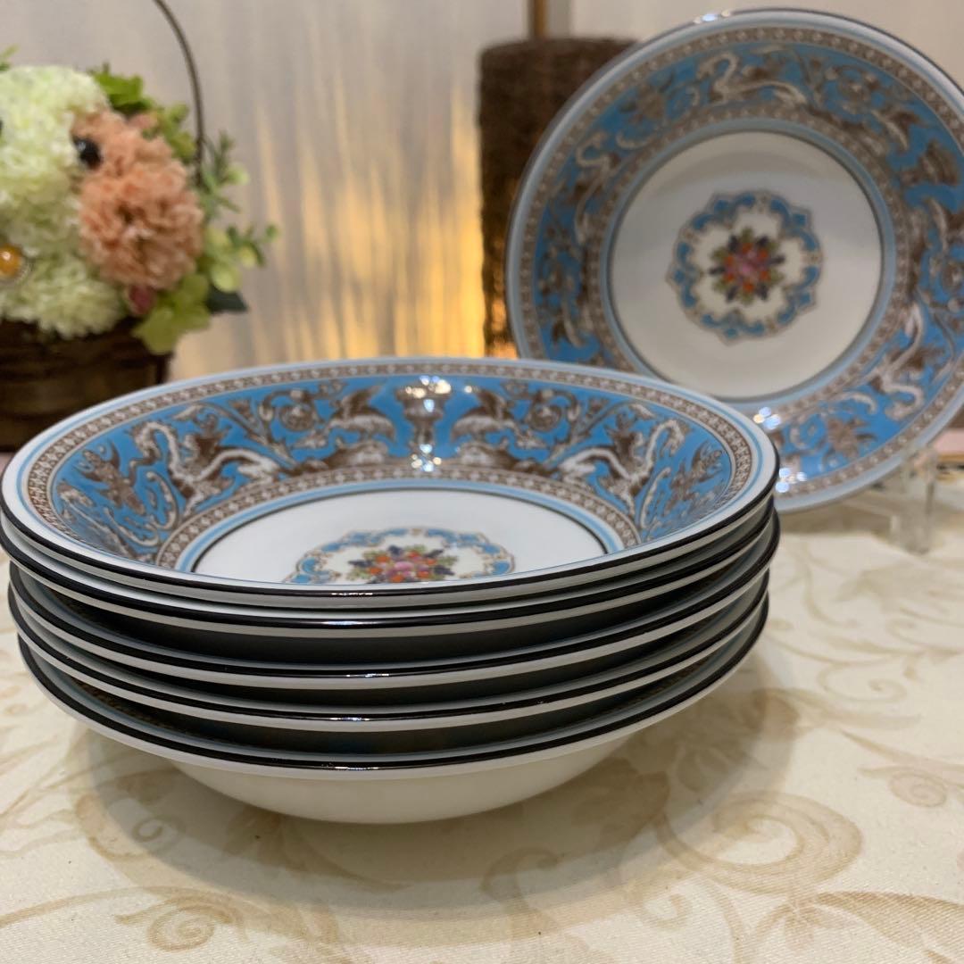 未使用　ウェッジウッド フロレンティーン　ターコイズ　15.5cmサラダボウル