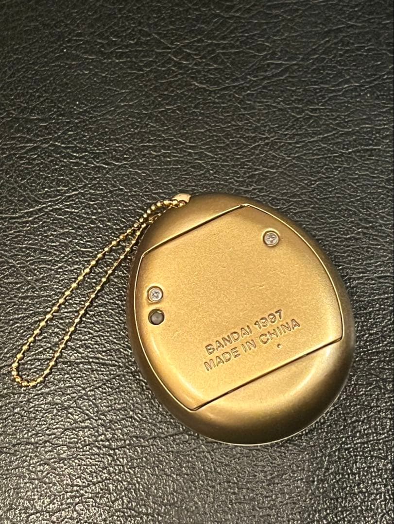 たまごっち 新種発見 (チャリっち、ニャっち)ver 新種たまごっち（新色