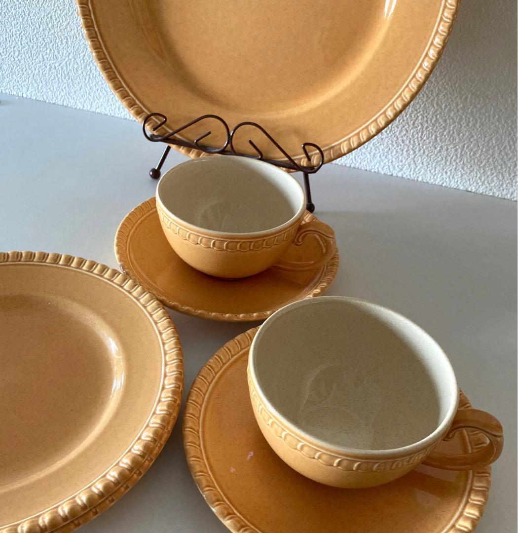 《未使用》ロイヤルスタッフォード☆英国製☆カップ＆ソーサー&大皿