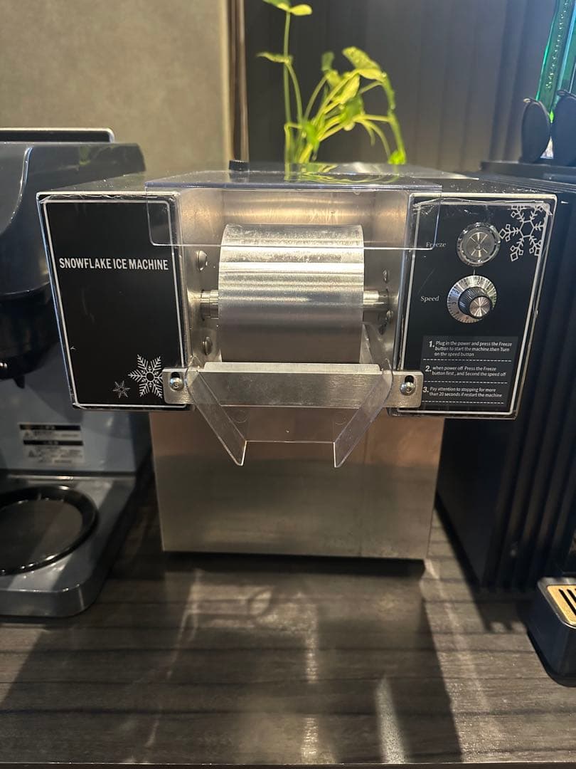 スノーフレイクアイスメーカー シルバー かき氷機（業務用）