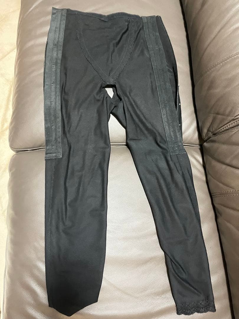 美容外科　サラマシェリ　圧迫ガードル　Mサイズ 脂肪吸引　太もも