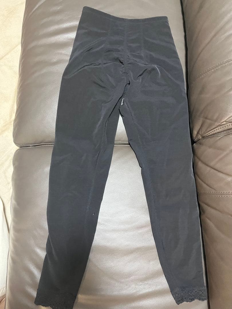 美容外科　サラマシェリ　圧迫ガードル　Mサイズ 脂肪吸引　太もも