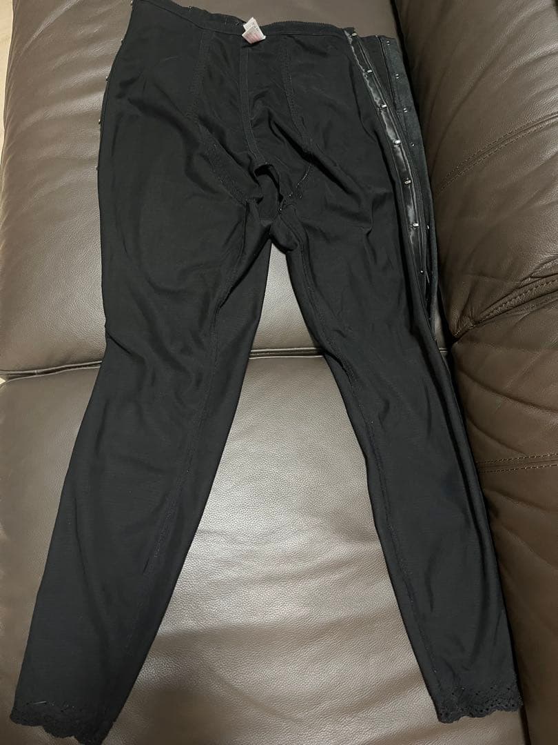 美容外科　サラマシェリ　圧迫ガードル　Mサイズ 脂肪吸引　太もも