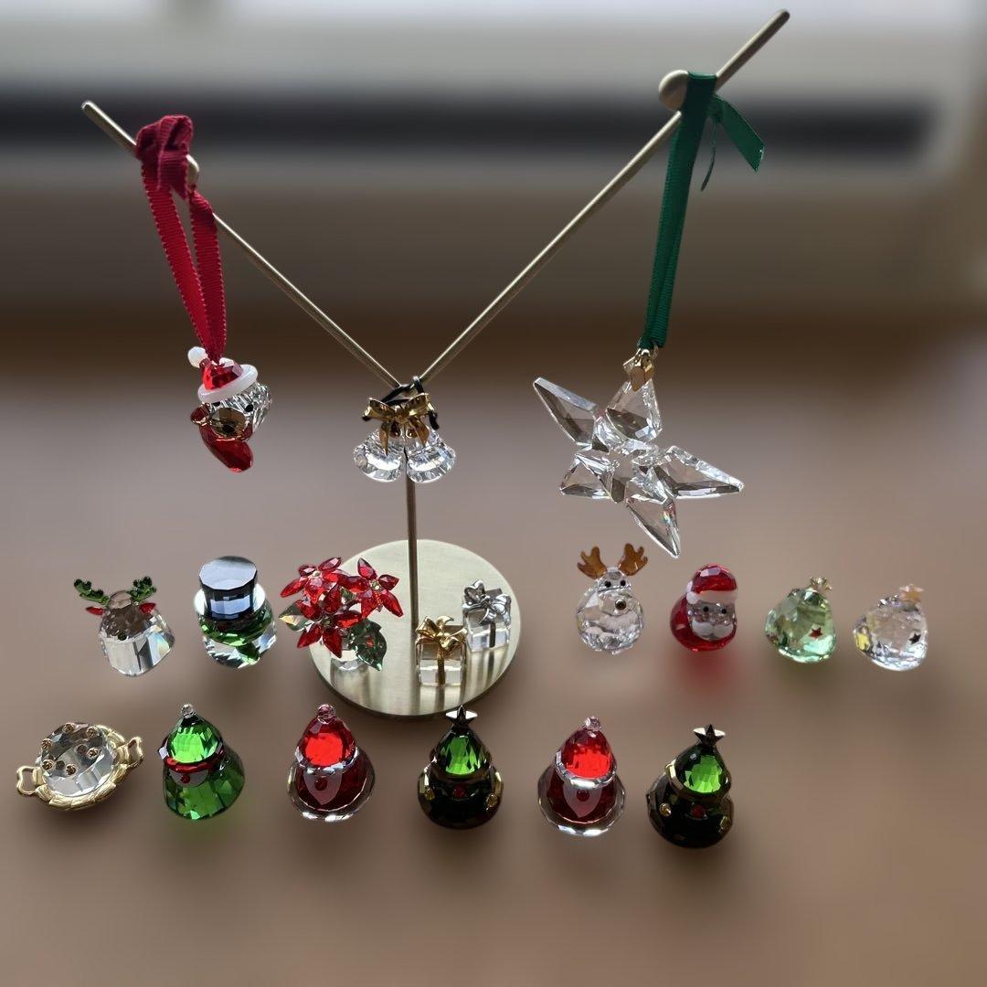 スワロフスキー　赤サンタ　緑ツリー