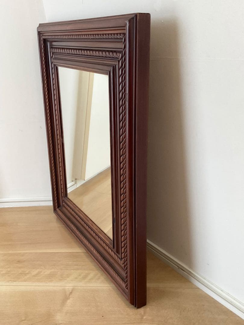 ヴィンテージ　ウォールミラー　壁掛け鏡　木製フレーム　スペイン製　アンティーク