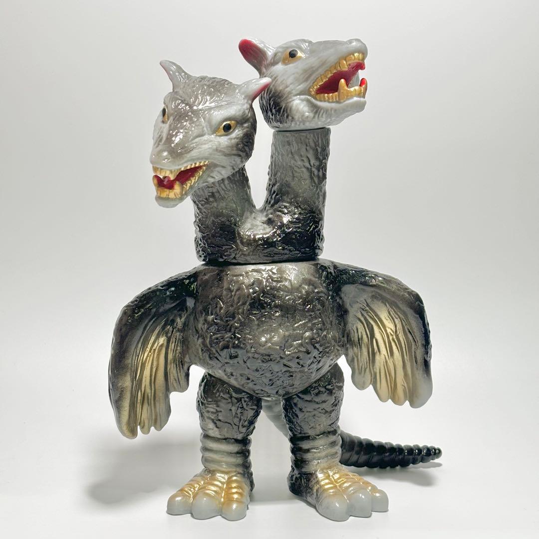 マスダヤ『ネズバードン』 ソフビ スペクトルマン - メルカリ