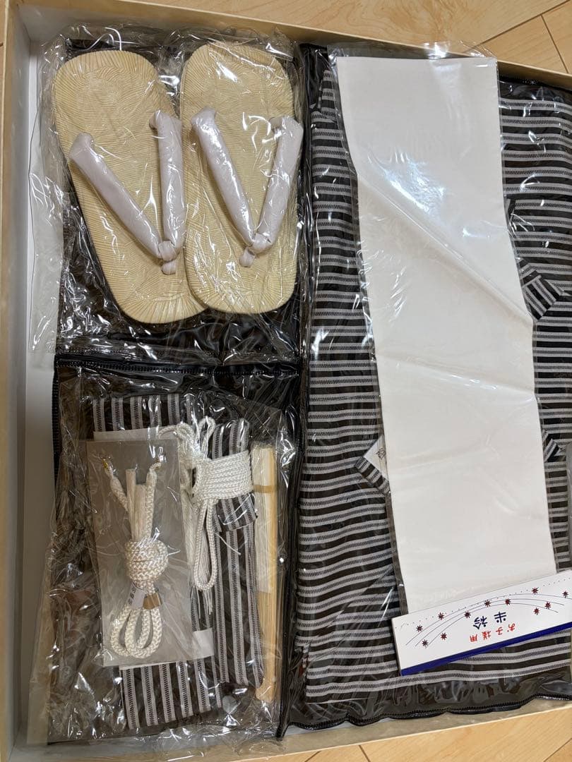 新品・美品 七五三 男の子着物 袴フルセット 5才 専用化粧箱付き 即着用可