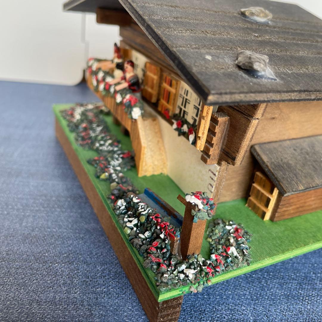 スイス製JOBIN社　シャレー型収納付オルゴール