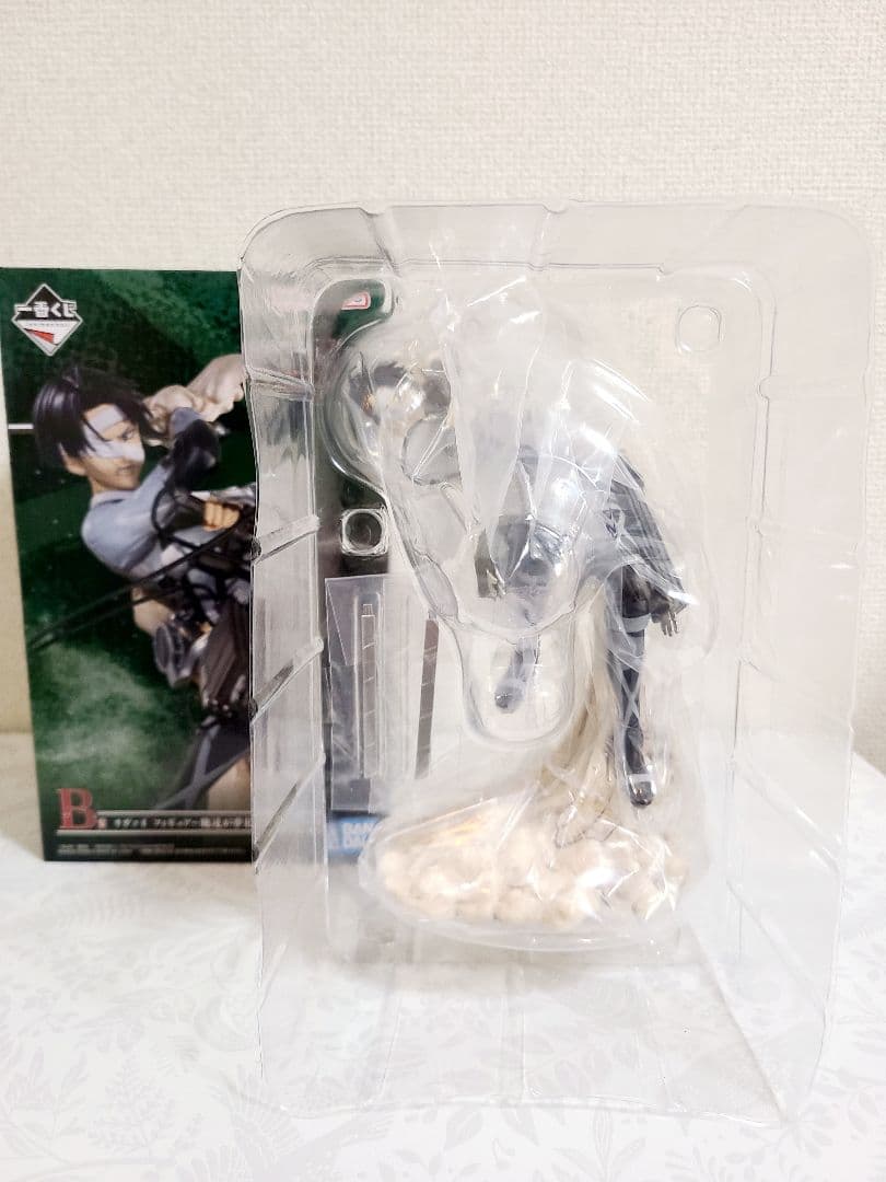 進撃の巨人 1番くじ フィギュア B賞 リヴァイ