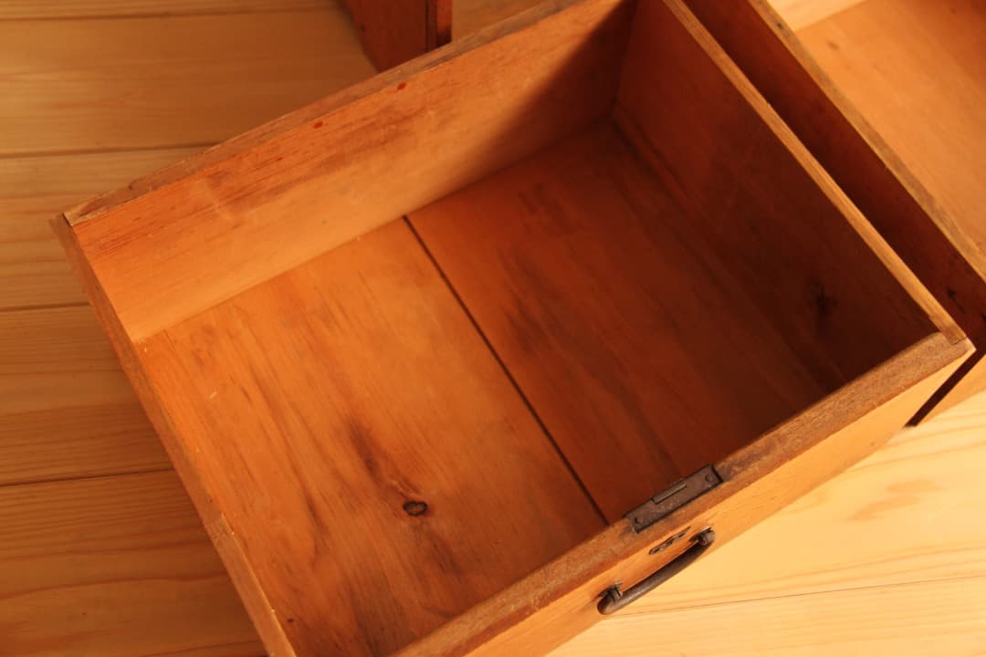 引き出し棚　収納棚　木棚　古道具　古家具　ビンテージ　アンティーク