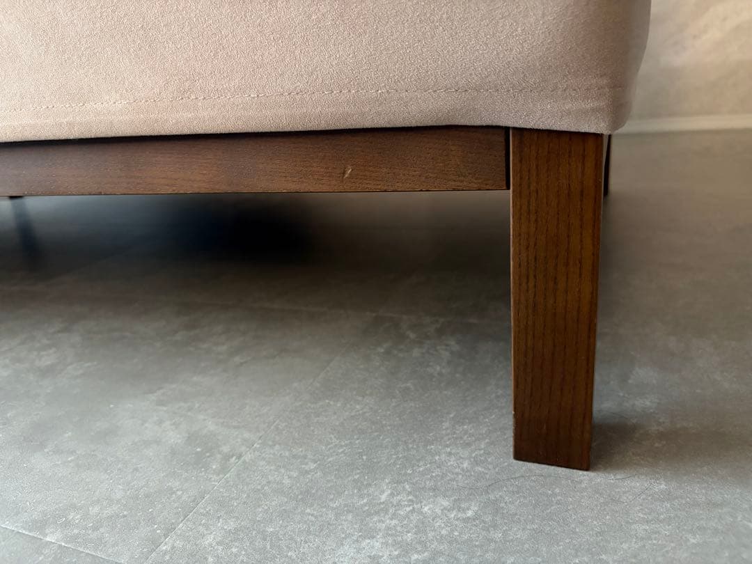 美品　NOYES ソファ　グレイッシュベージュ