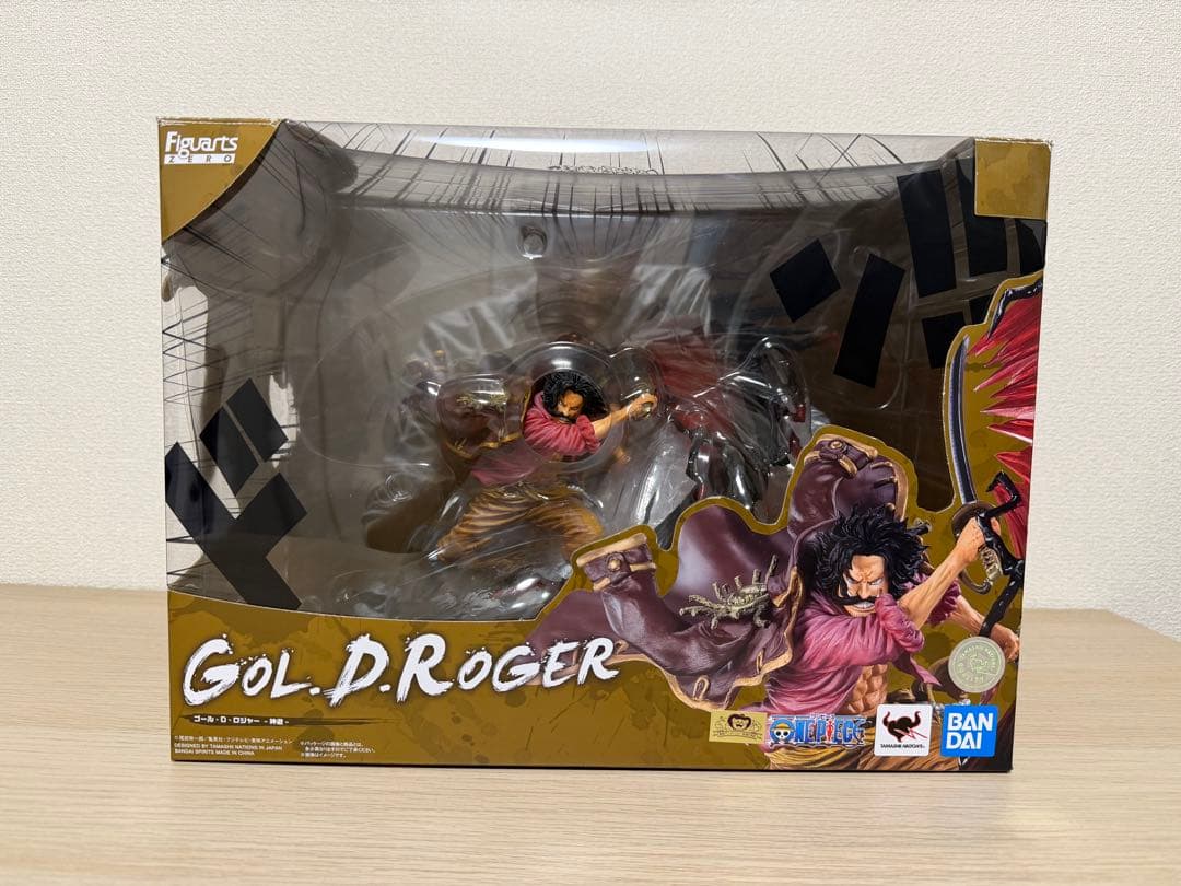 ワンピース ゴールDロジャーフィギュア