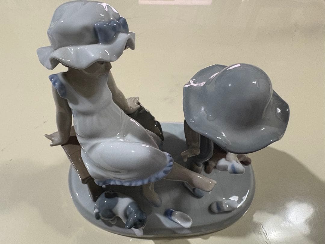 リヤドロ LLADRO 5361 TRY THIS ONE 靴屋の男の子女の子