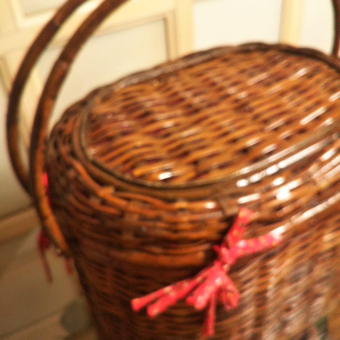 大きなバスケット☆かご☆蓋付☆2ハンドル