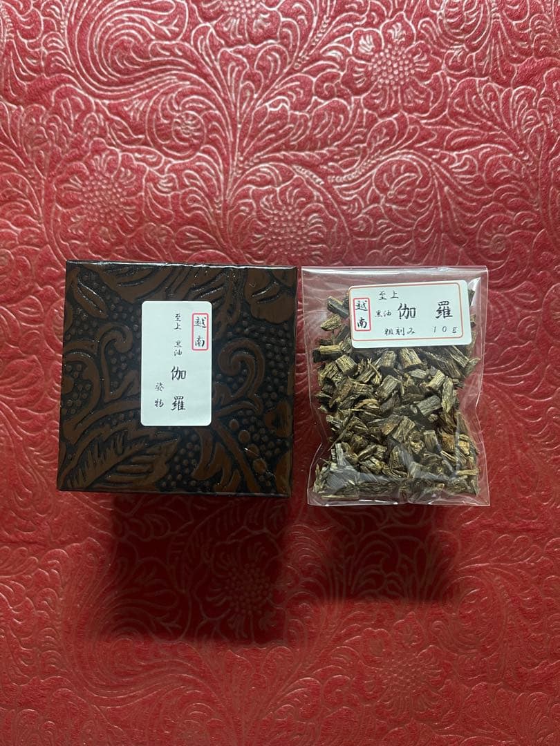 越南 伽羅　姿物・刻み 10gその他サービス