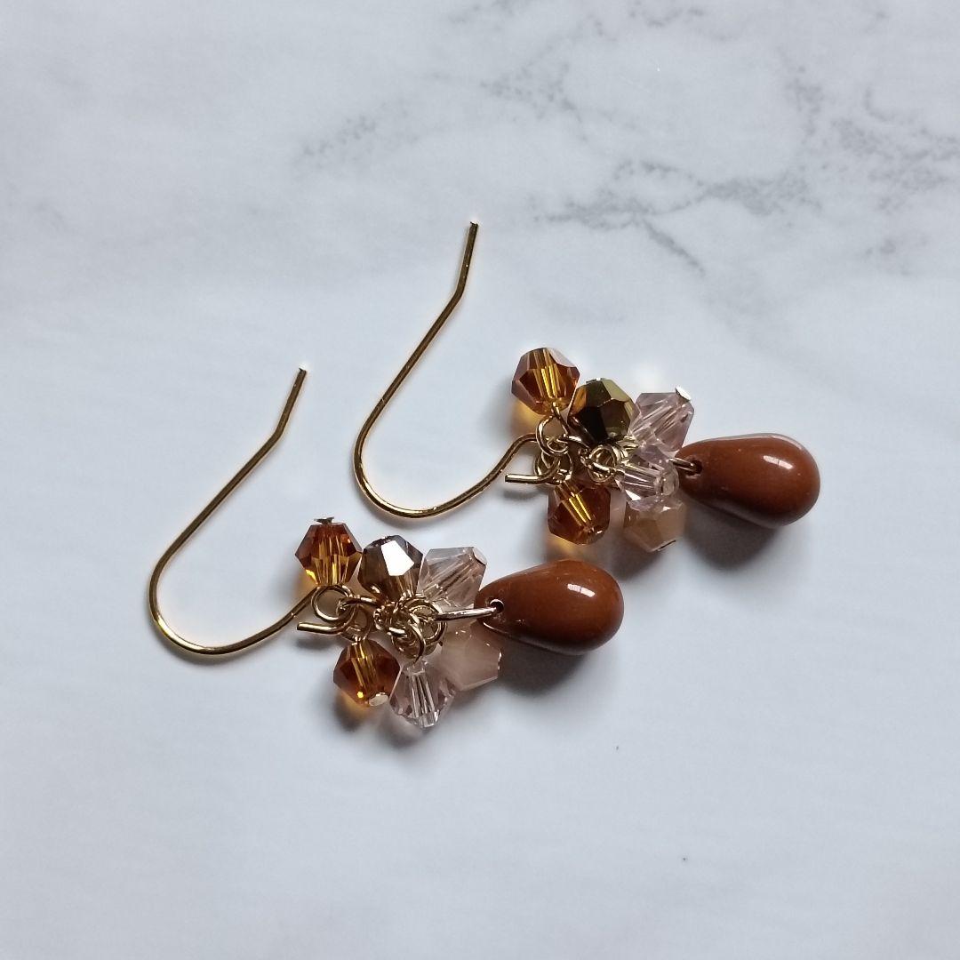 No.452 チェコドロップビーズのピアス ハンドメイド