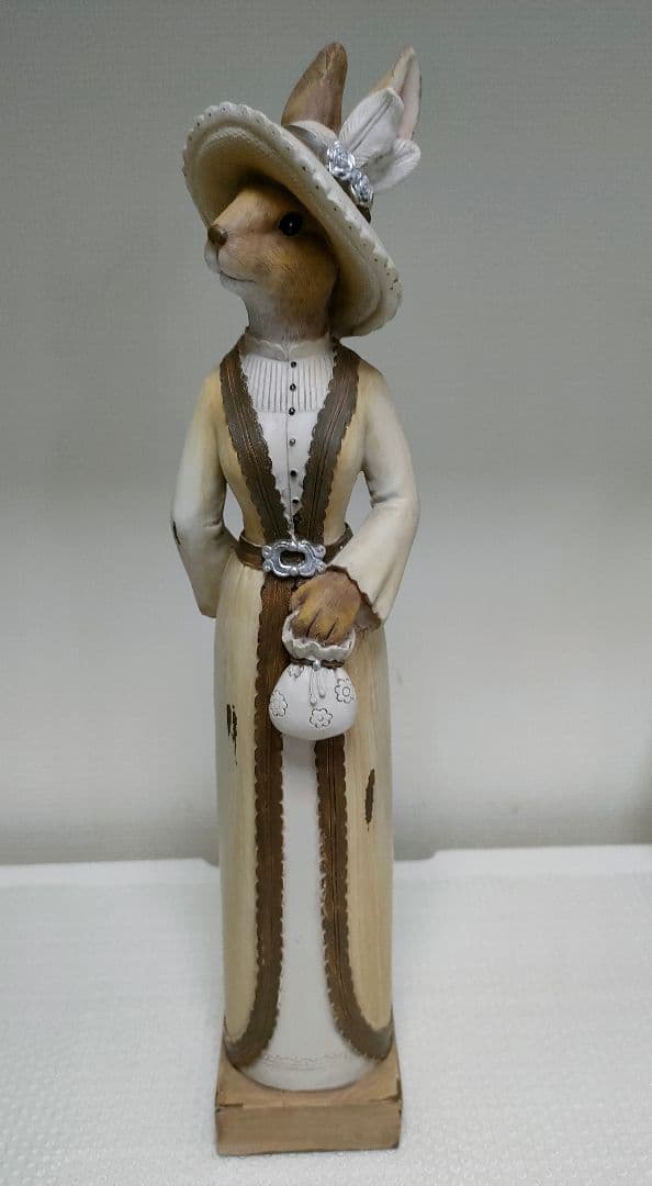 ウサギの 置物 カップル　　陶器製　ヴィンテージ