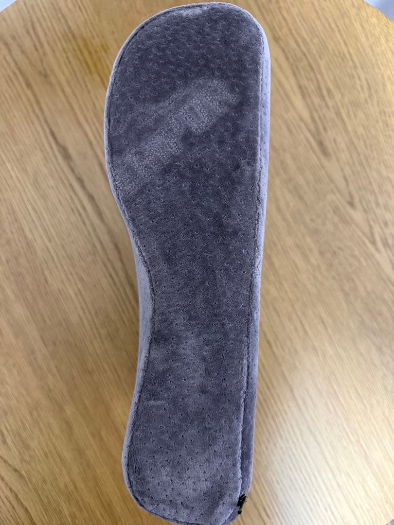 【美品】テンピュール　トラベルピロー 携帯枕 外箱付き