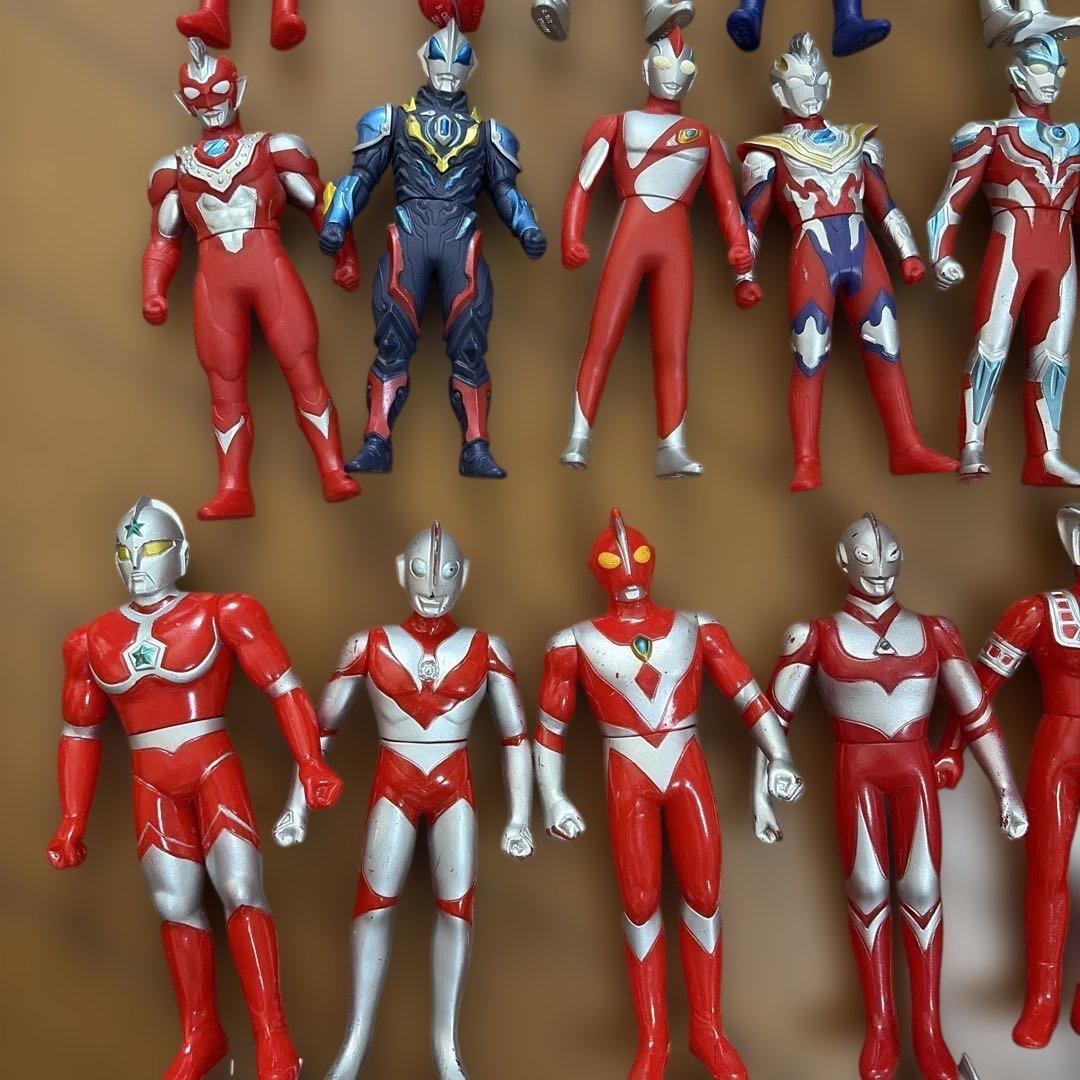 ウルトラマン　フィギュア　ソフビ　セット　まとめ　53個