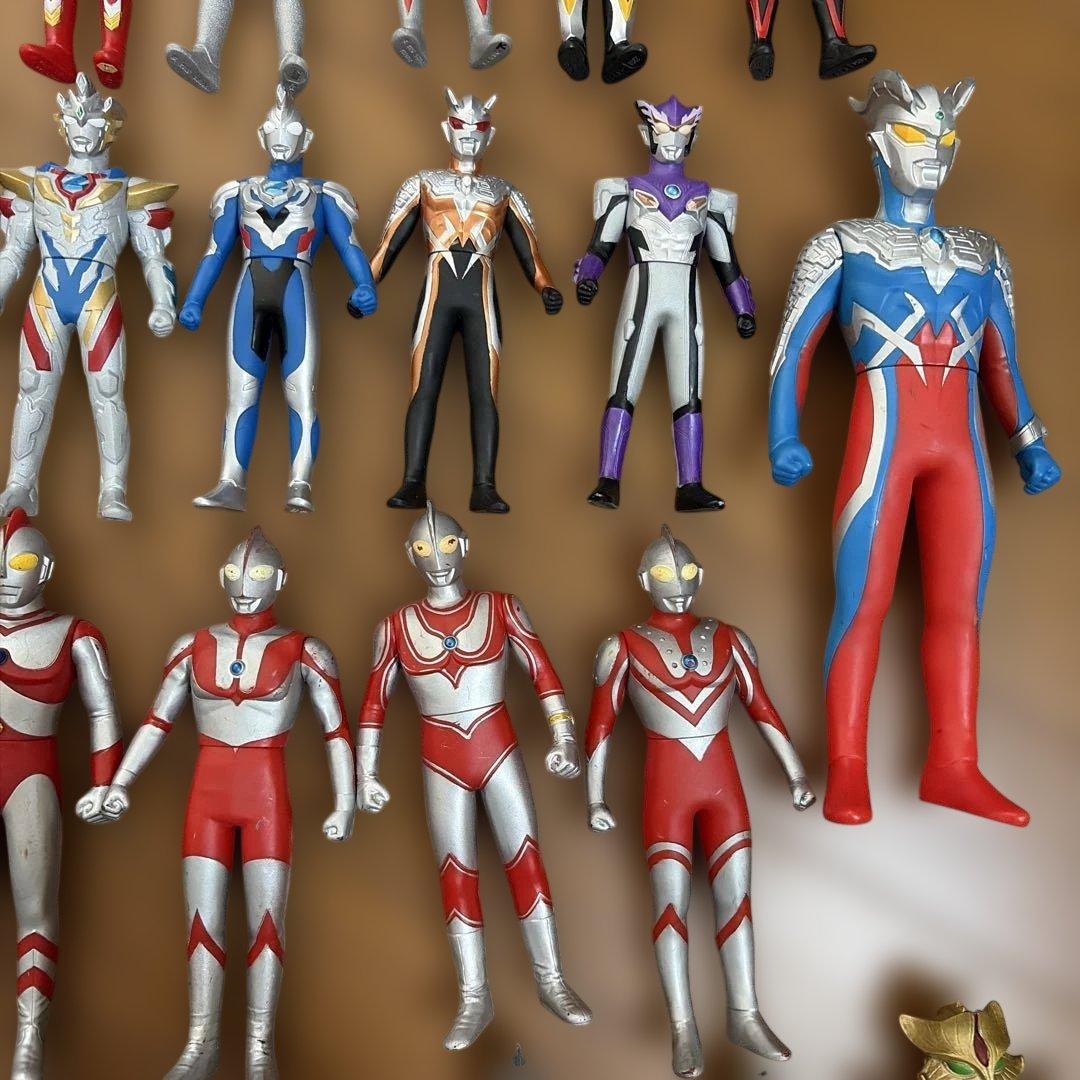 ウルトラマン　フィギュア　ソフビ　セット　まとめ　53個
