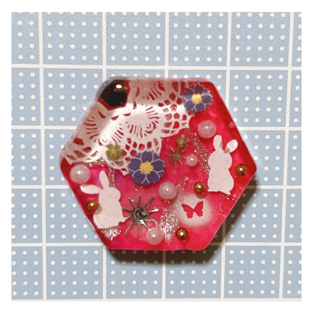 No 978❣️大人可愛いうさぎさんレジンヘアゴム❣️٩(๑❛ᴗ❛๑)۶❣️