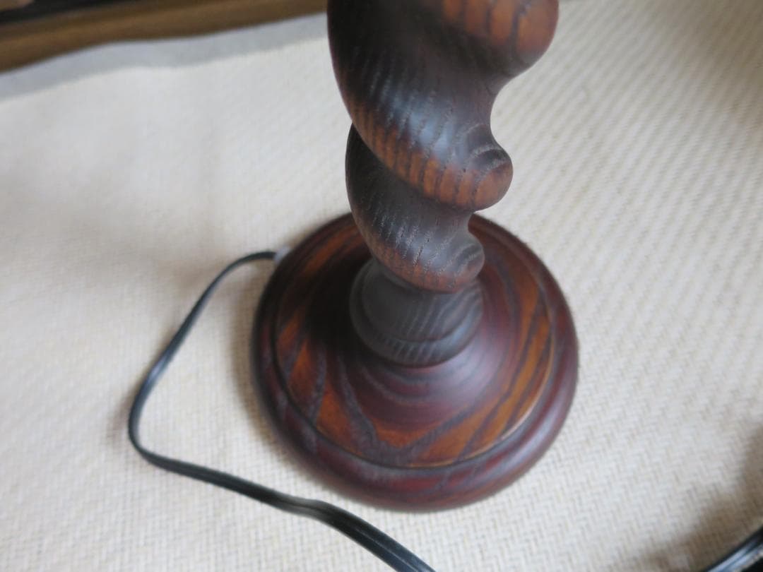 ローラアシュレイ ホーム 自由が丘店購入　木製　ツイストスタンドライト