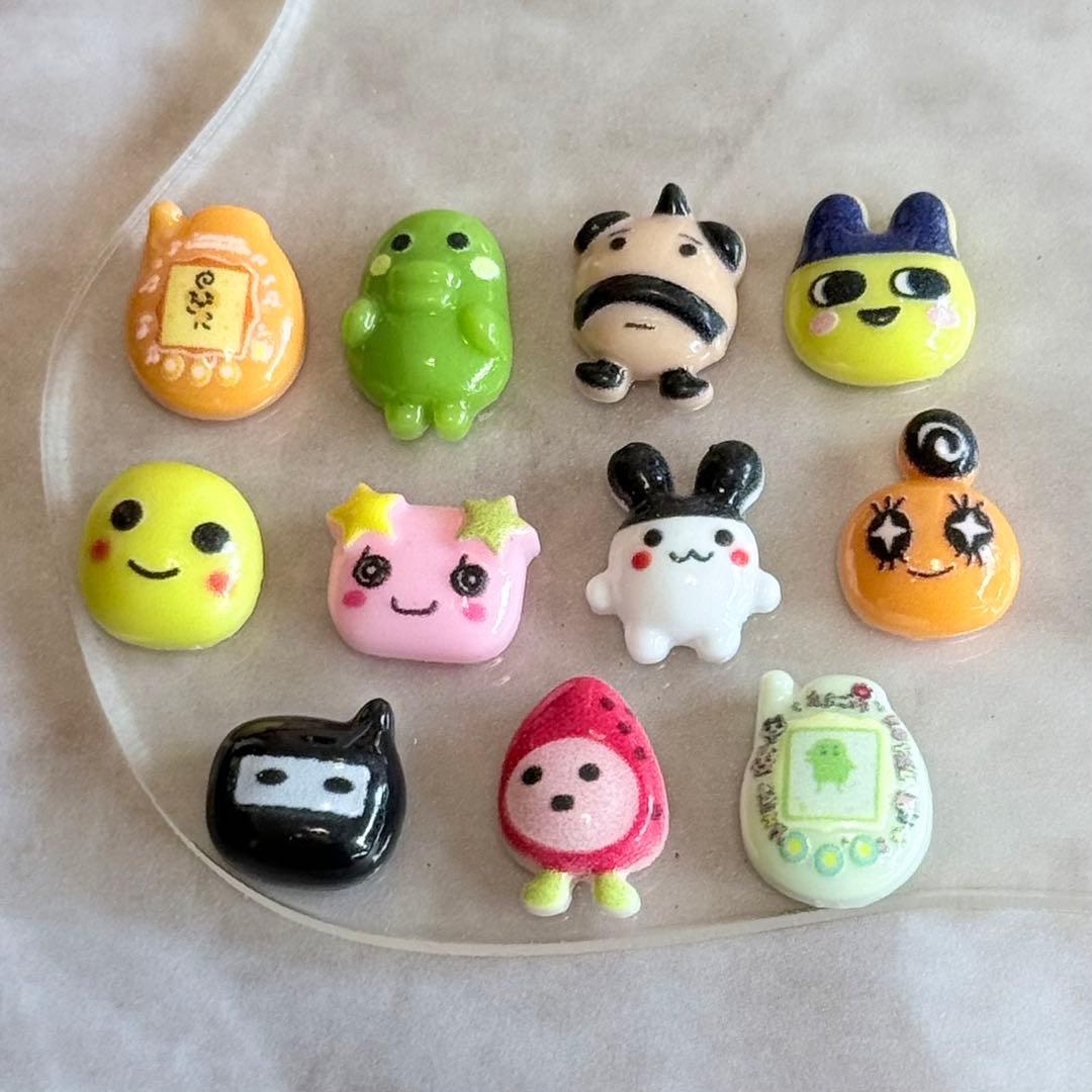 新品 】大人気❣️ たまごっち 全種 ネイルパーツ - メルカリ