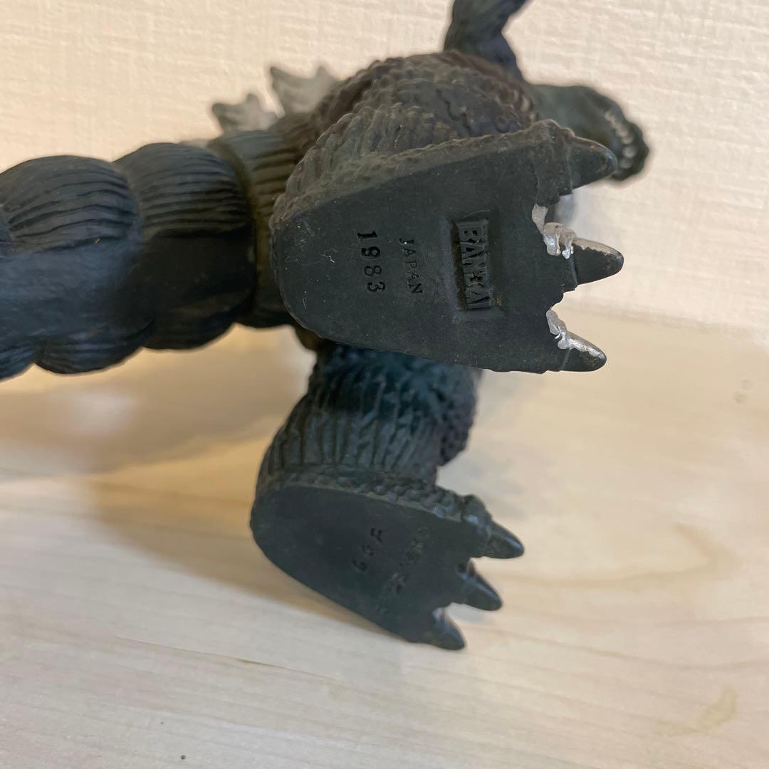 ゴジラ ヴィンテージ品 1983 特大ソフビ バンダイ 東宝 - メルカリ