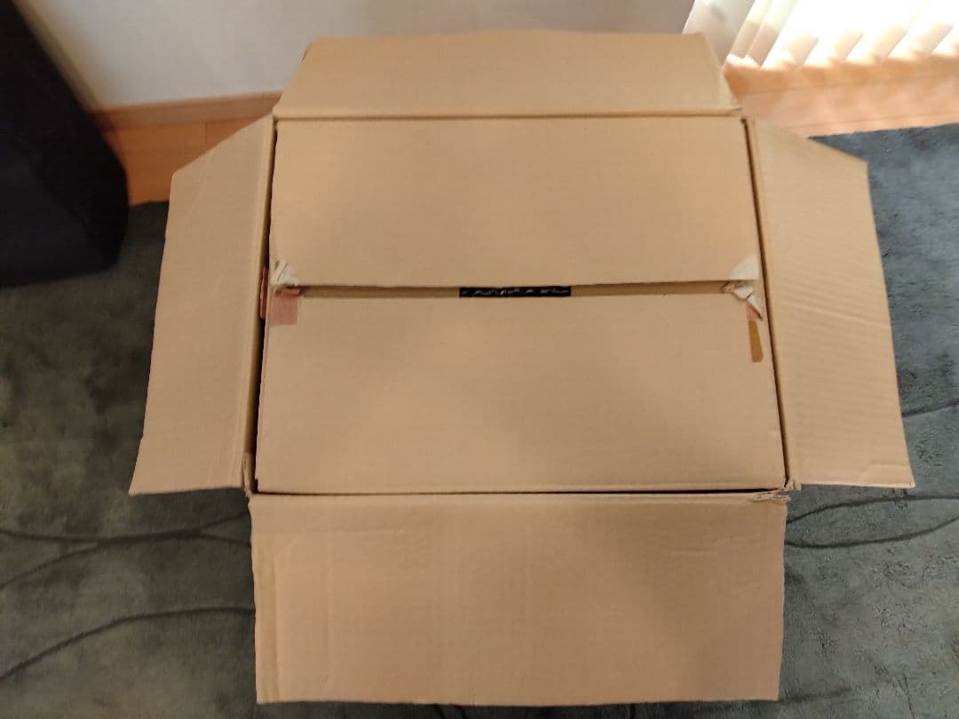 兜飾り　ガラスケース付