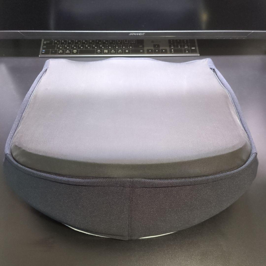 西川keepsお尻のまくらブラック