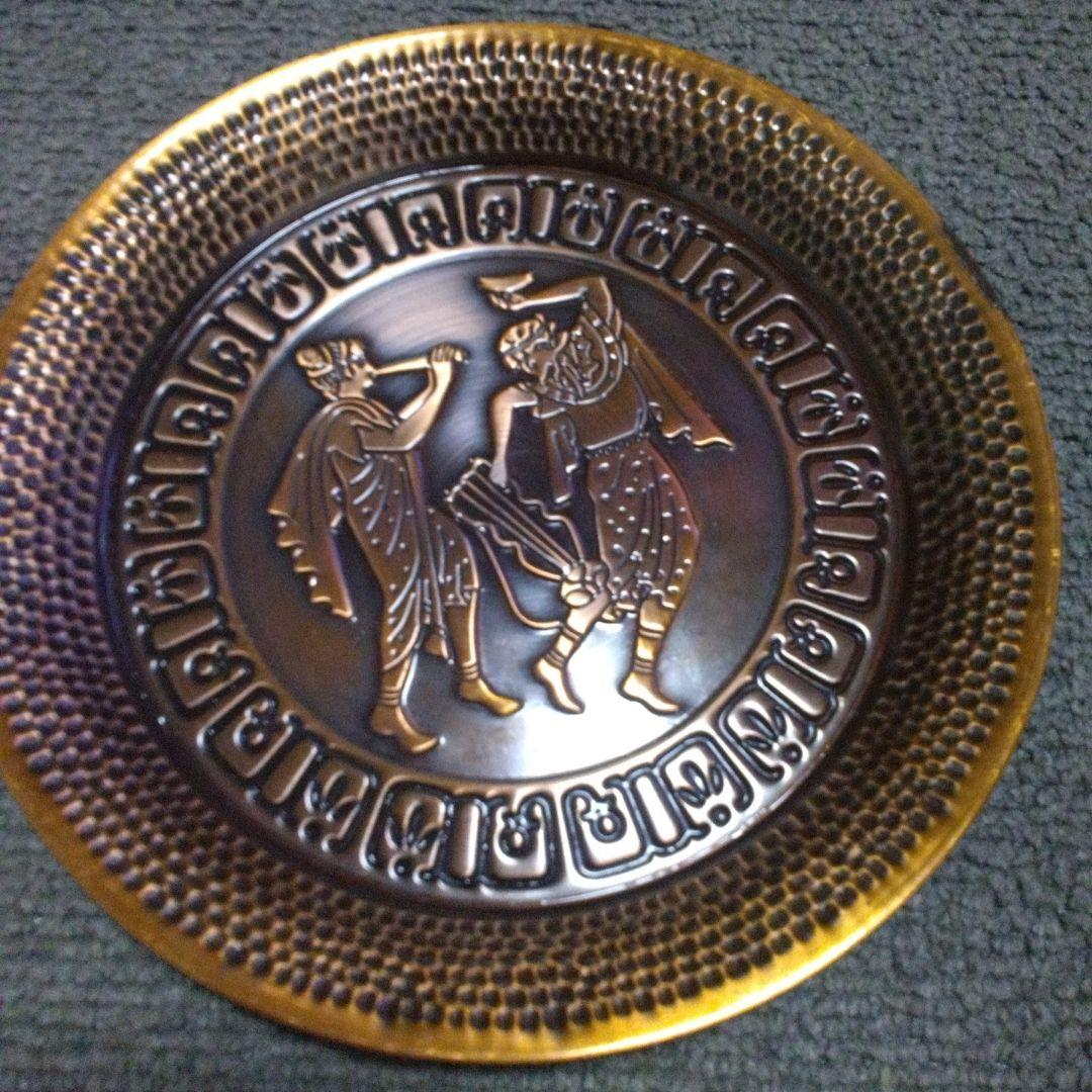 新品未使用洋風のトレー3枚！高級ティーカップ5セット付き綺麗です。