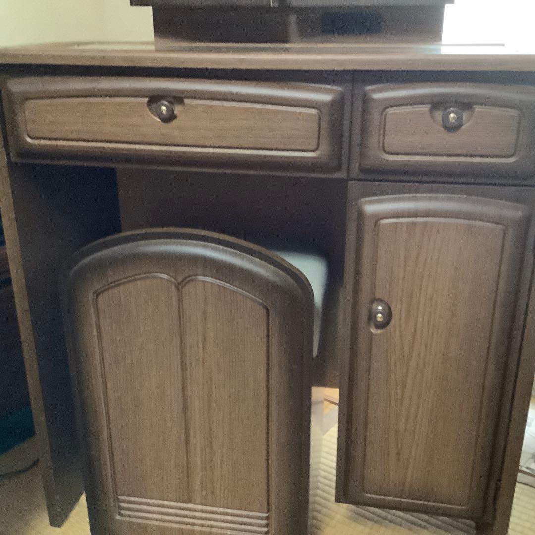 昭和レトロ　三面鏡　ドレッサー　フラワーランプ付き　椅子別売り　姿見　化粧台