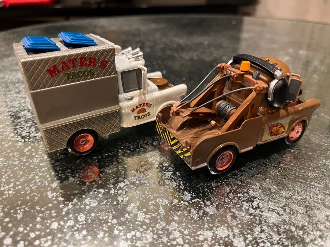 カーズ・メーターレア車 - メルカリ