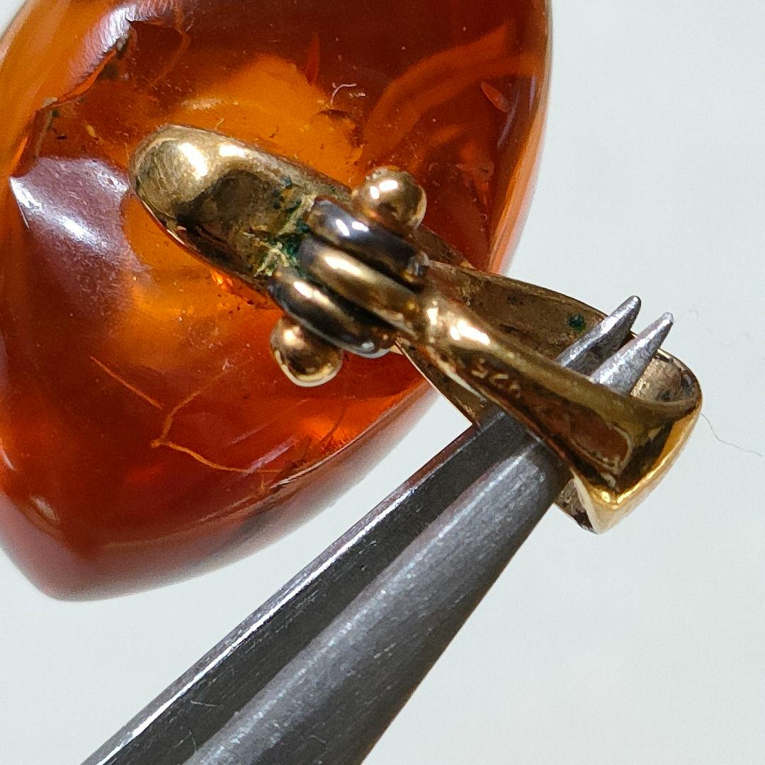 2AA80　琥珀　ペンダントトップ　925刻印　ハート型　自然発生標本有り　美品