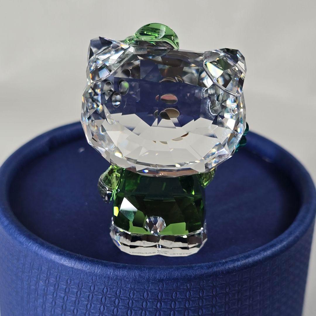 スワロフスキー ハローキティラッキー チャーム クローバー グリーン リボン