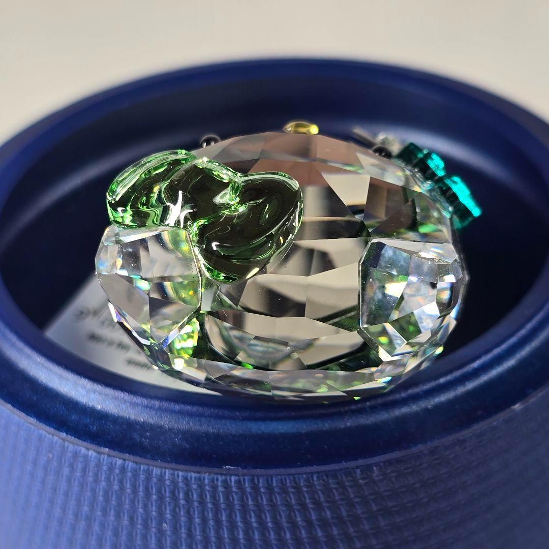 スワロフスキー ハローキティラッキー チャーム クローバー グリーン リボン