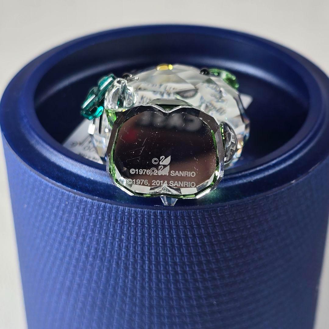 スワロフスキー ハローキティラッキー チャーム クローバー グリーン リボン