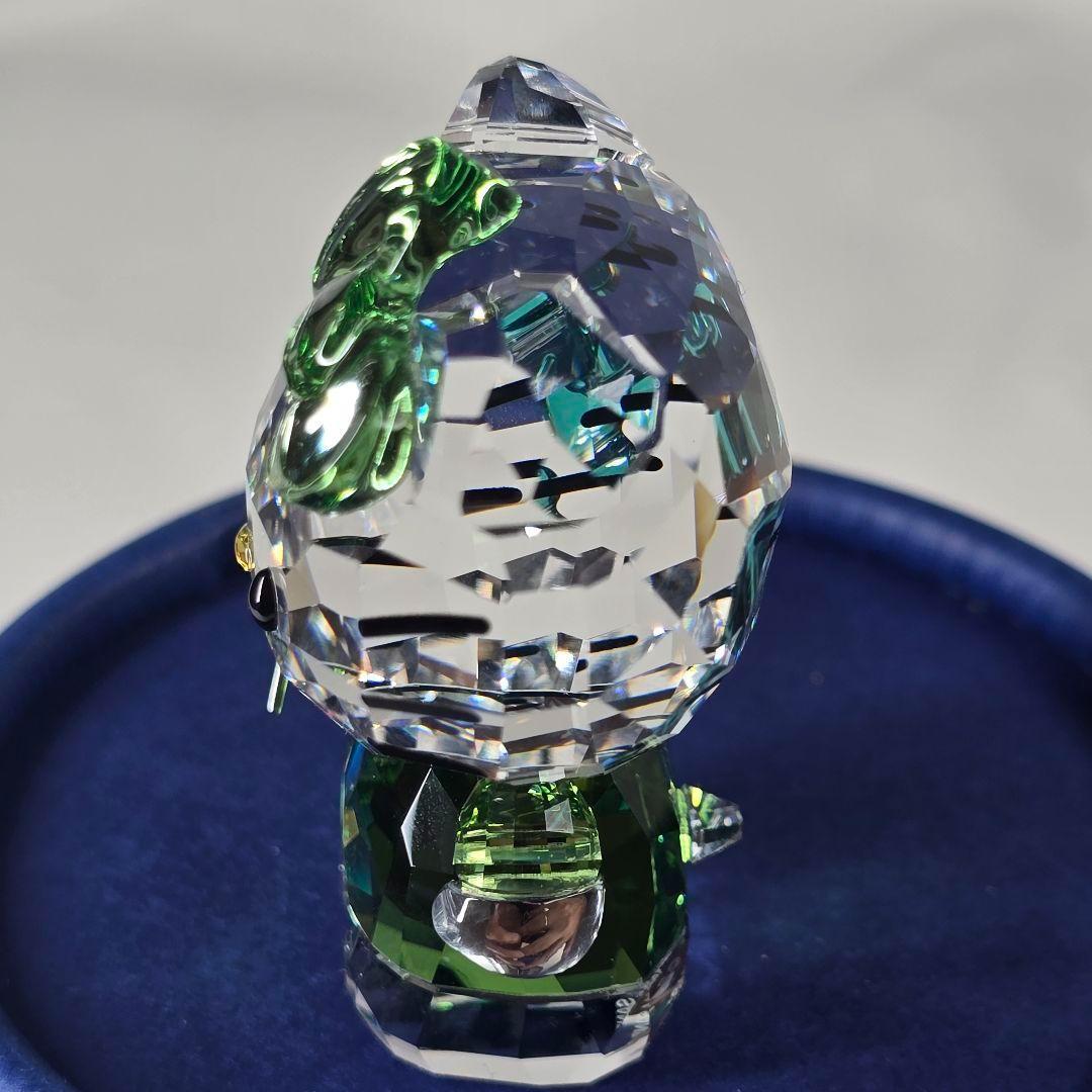 スワロフスキー ハローキティラッキー チャーム クローバー グリーン リボン