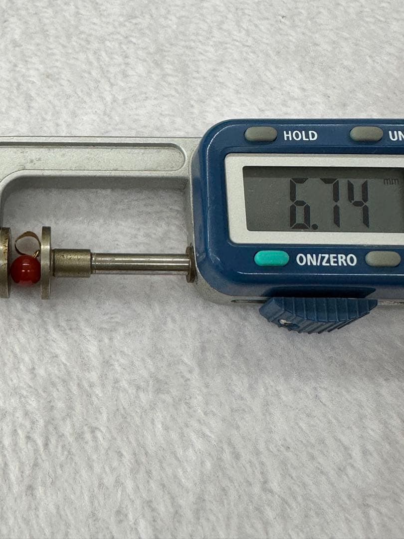 天然赤珊瑚　ペンダントトップ　k18