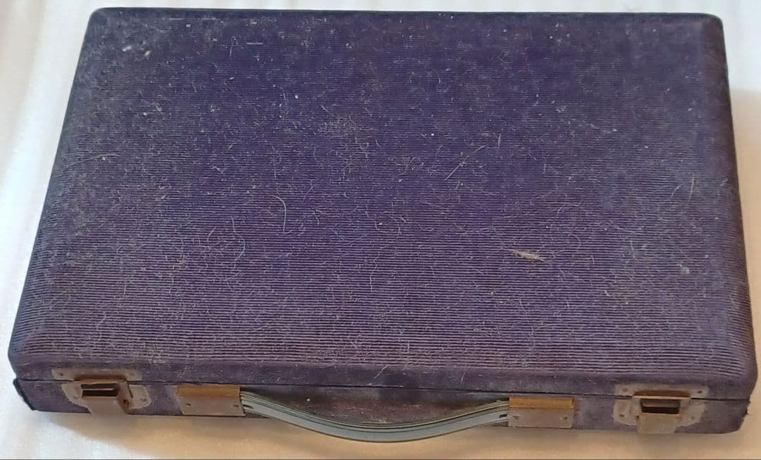 昭和の麻雀牌 総重量2.8kg (持ったときの感触、混ぜたときの独特の音が魅力)