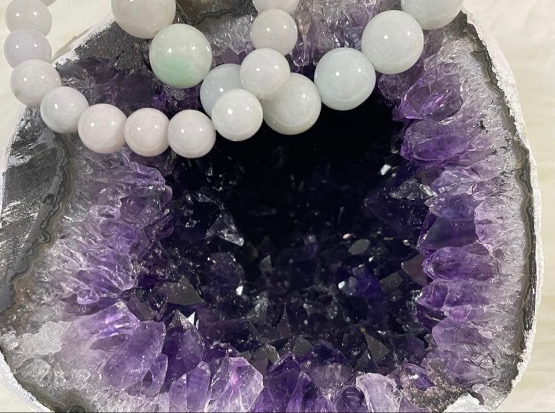 アメジストドーム　色濃い